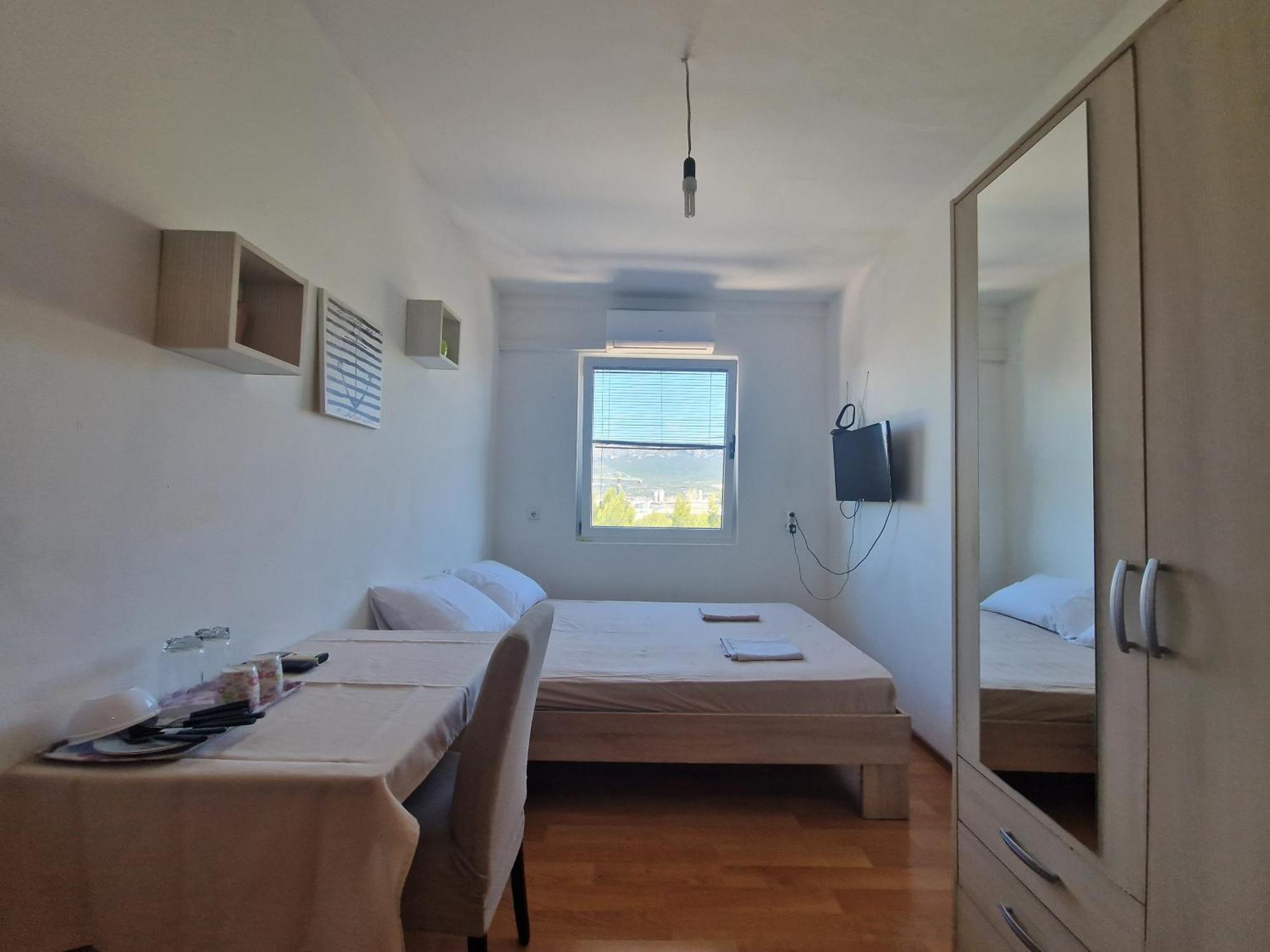Ensuite Stay Rooms Split Exterior photo